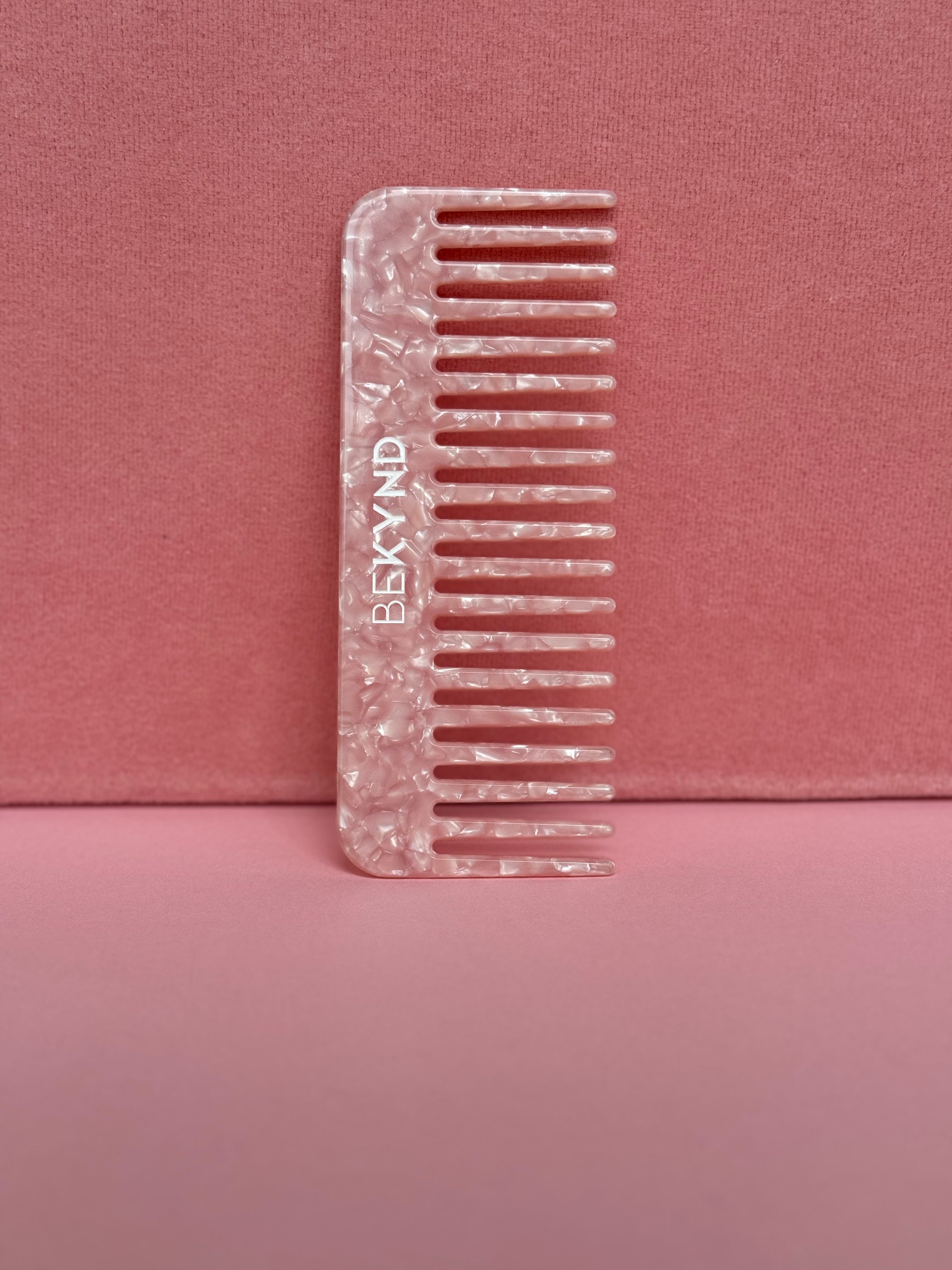 Anti-Frizz Wide Tooth Comb